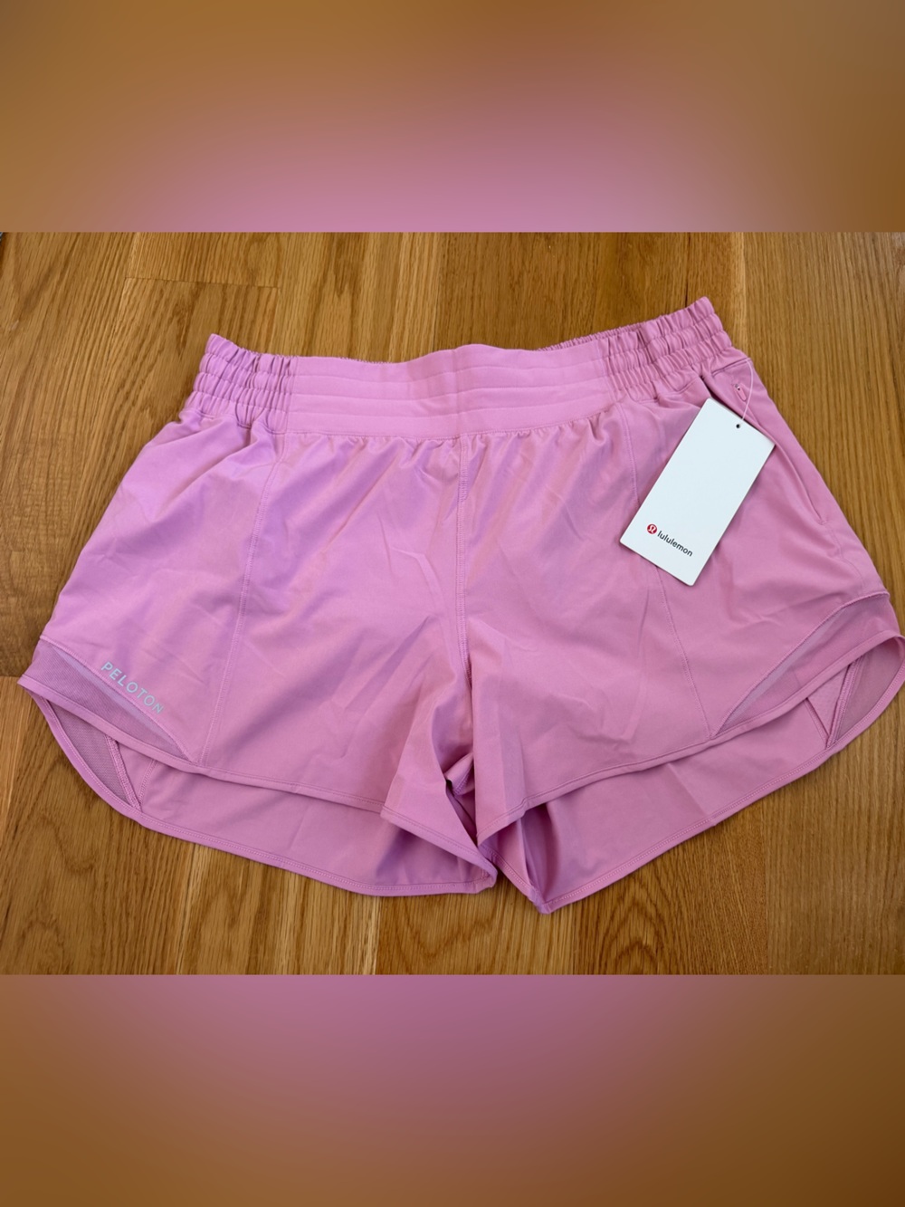 Peloton Pink Lululemon hotty hot shorts nwt